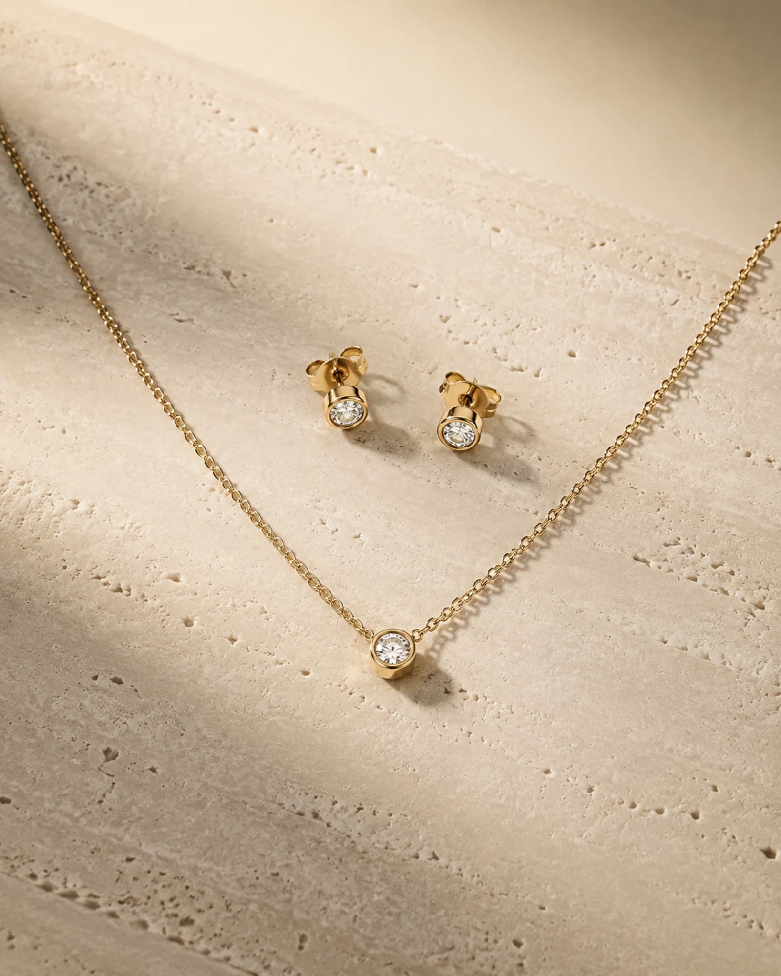 Zirkon Taşlı Kolye & Küpe Set — önden görünüm